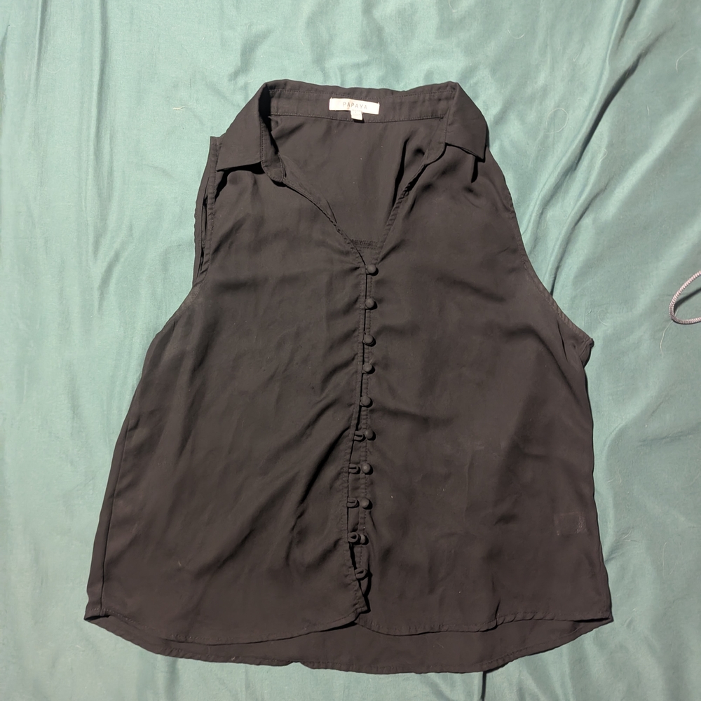 Papaya Black Sleeveless Notched Collar Blouse